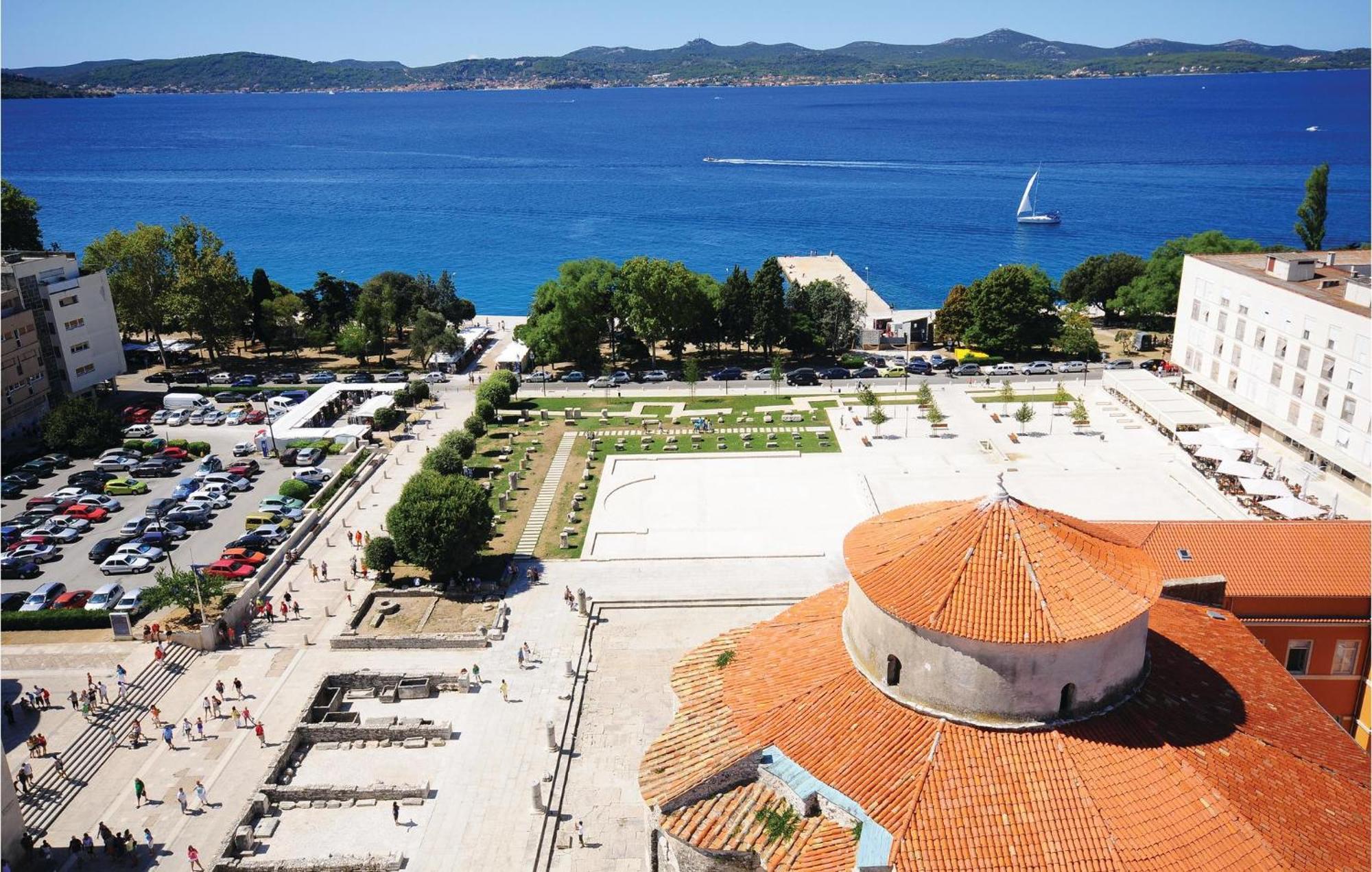 1 Bedroom Stunning Apartment In Zadar Exterior photo